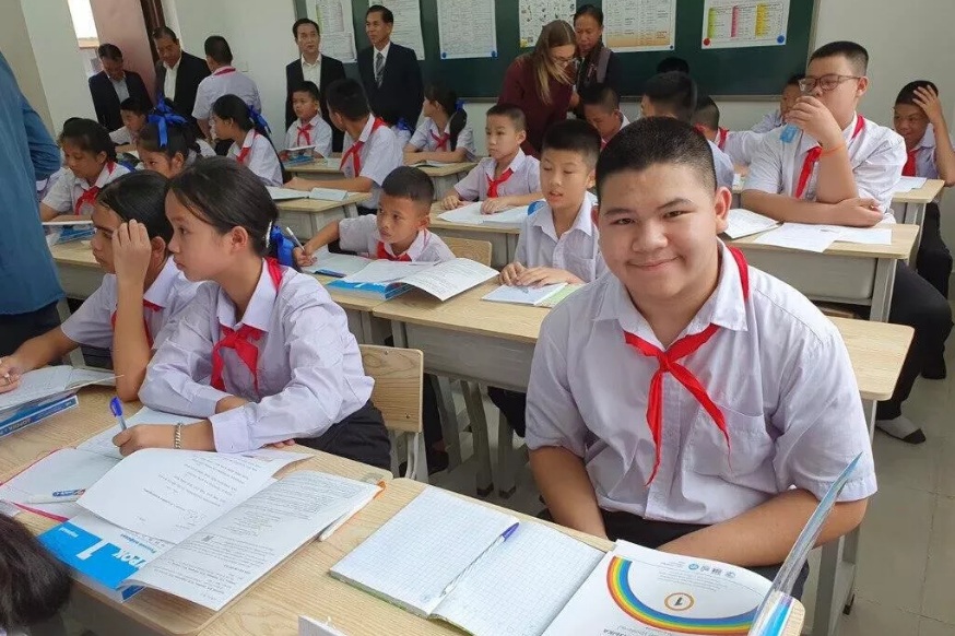 При поддержке ВШПП и Общества Российско-Лаосской дружбы русский язык вернулся в школы Лаоса после более чем 30-летнего перерыва